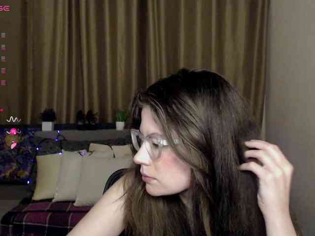 Aliciafolow009 webcam