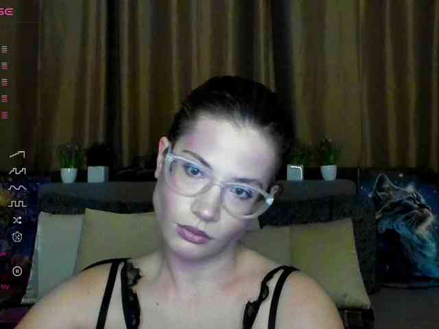 Aliciafolow009 webcam