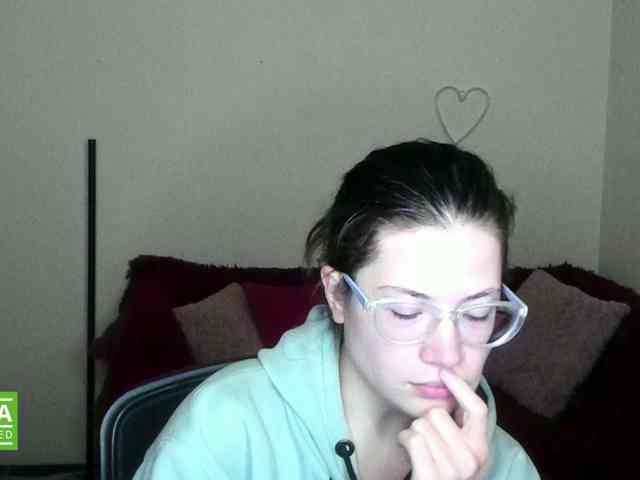 Aliciafolow009 webcam