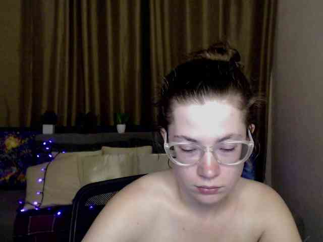 Aliciafolow009 webcam