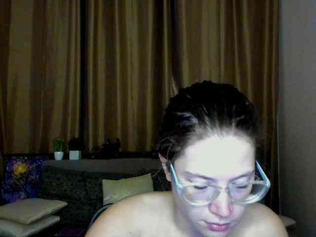 Aliciafolow009 webcam