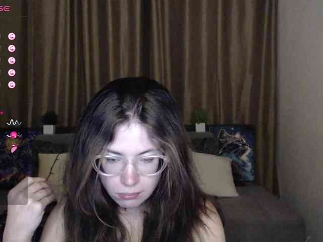 Aliciafolow009 webcam