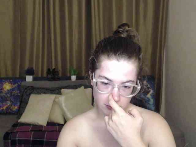 Aliciafolow009 webcam