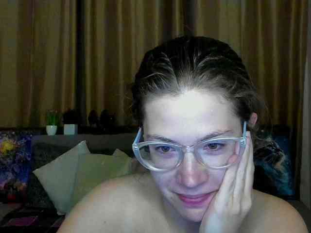 Aliciafolow009 webcam