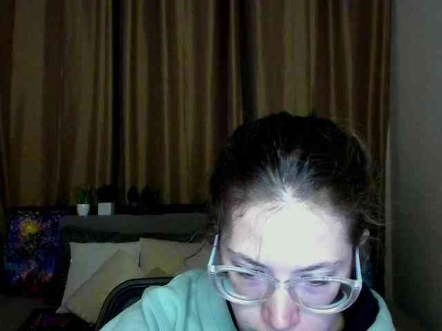 Aliciafolow009 webcam