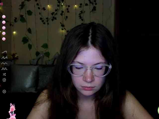Aliciafolow009 webcam