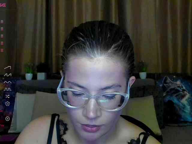 Aliciafolow009 webcam