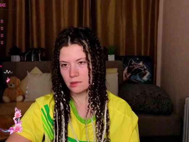 Aliciafolow009 webcam