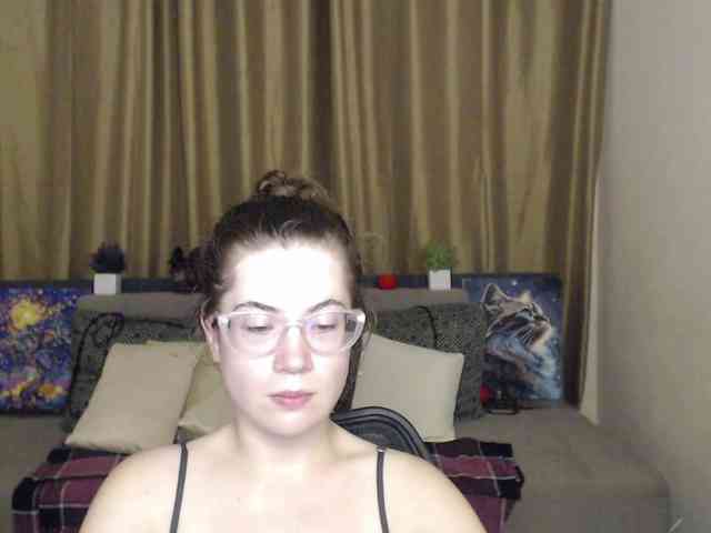 Aliciafolow009 webcam