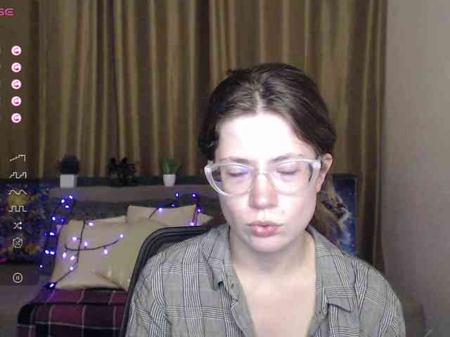 Aliciafolow009 webcam
