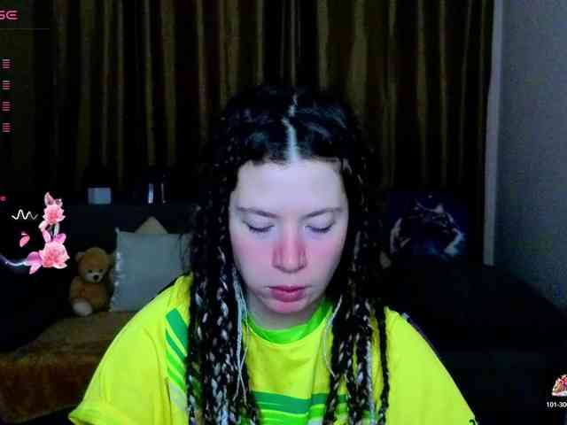 Aliciafolow009 webcam