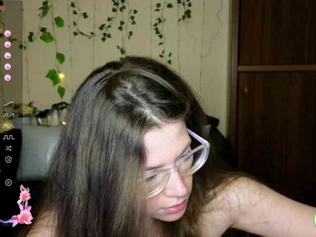Aliciafolow009 webcam