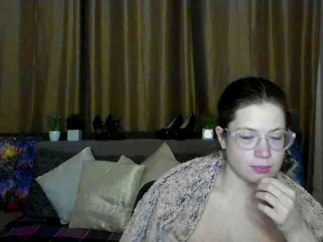 Aliciafolow009 webcam