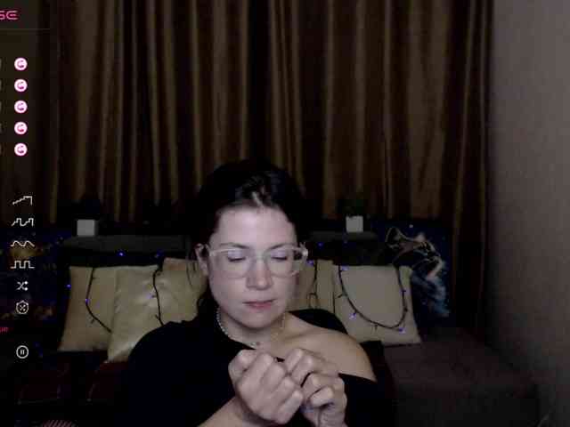 Aliciafolow009 webcam