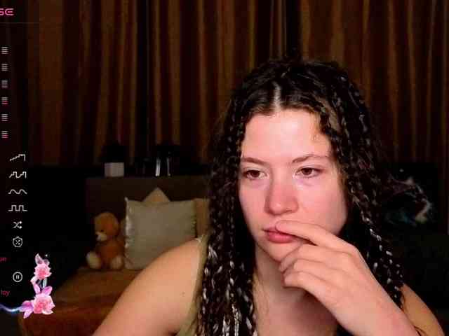 Aliciafolow009 webcam