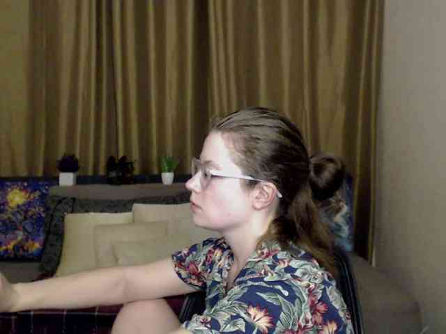 Aliciafolow009 webcam