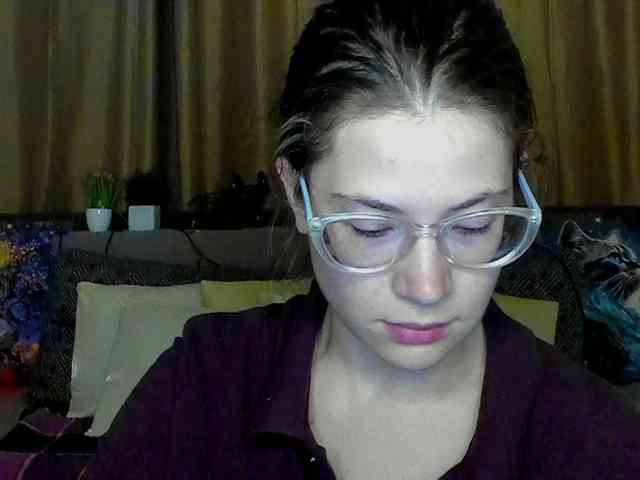 Aliciafolow009 webcam