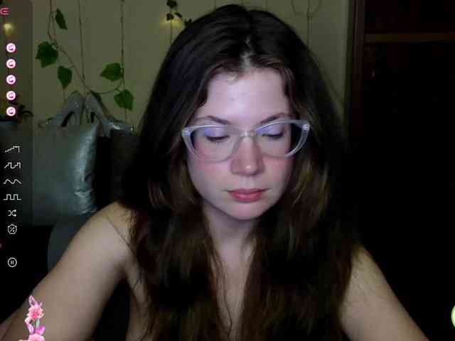 Aliciafolow009 webcam