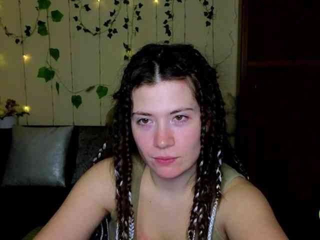 Aliciafolow009 webcam