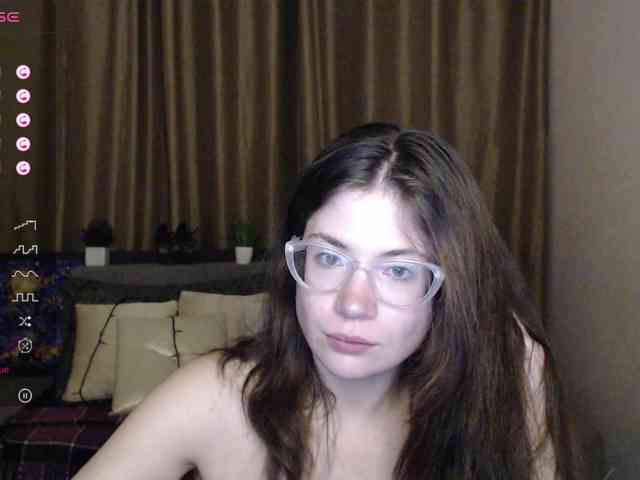 Aliciafolow009 webcam
