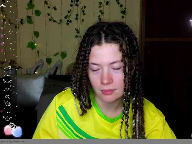 Aliciafolow009 webcam