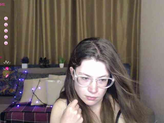 Aliciafolow009 webcam