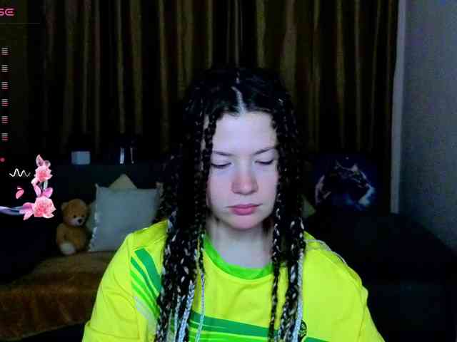 Aliciafolow009 webcam