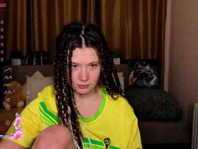 Aliciafolow009 webcam