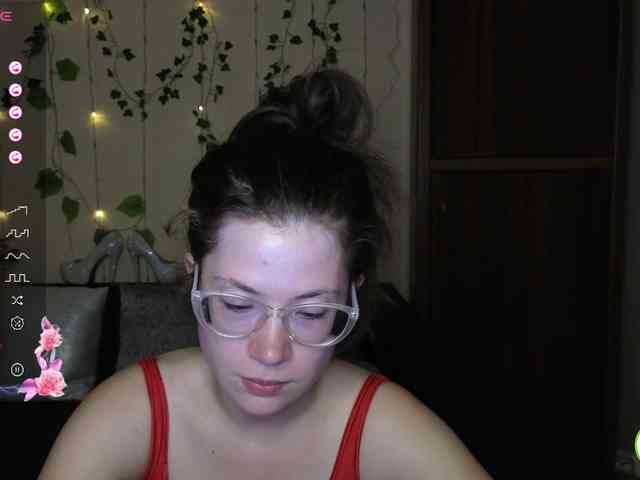 Aliciafolow009 webcam