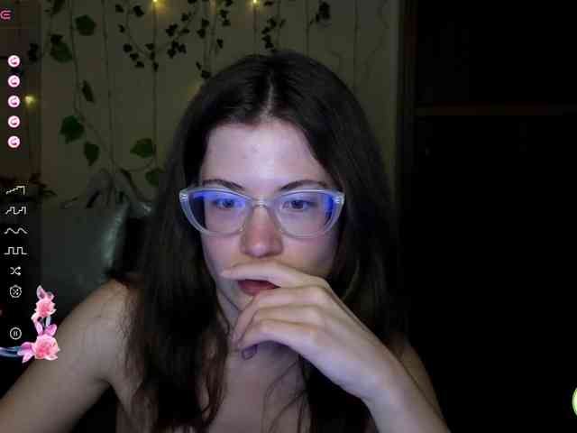 Aliciafolow009 webcam