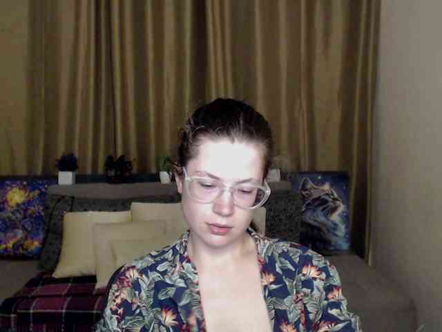 Aliciafolow009 webcam