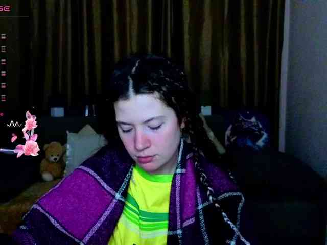 Aliciafolow009 webcam