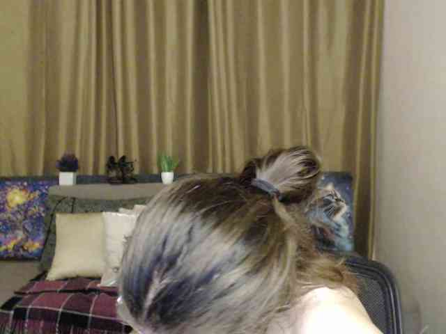 Aliciafolow009 webcam