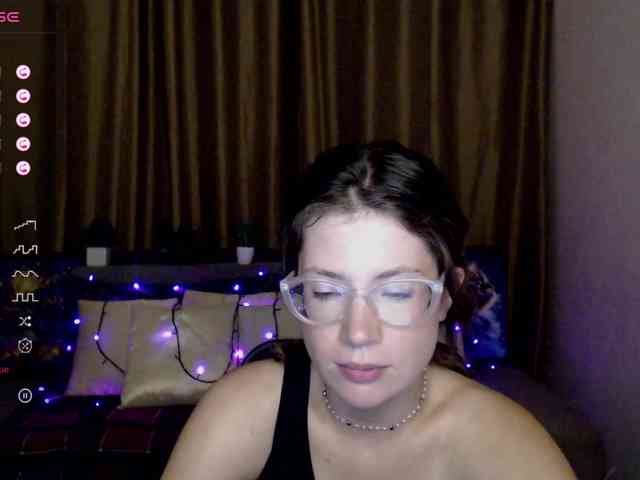 Aliciafolow009 webcam