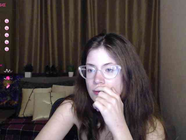Aliciafolow009 webcam