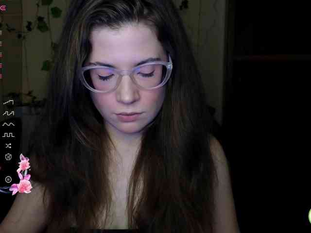 Aliciafolow009 webcam
