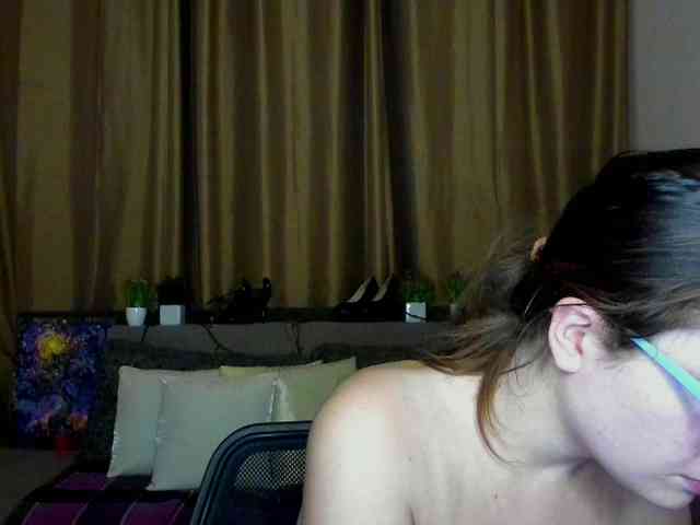 Aliciafolow009 webcam