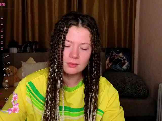 Aliciafolow009 webcam