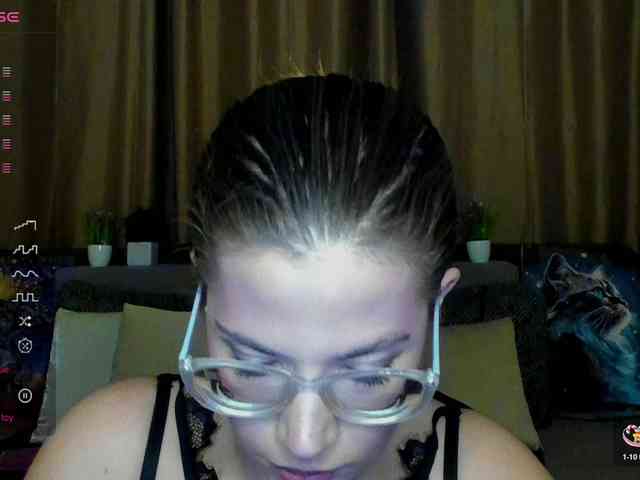 Aliciafolow009 webcam