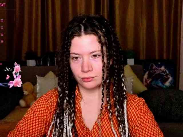 Aliciafolow009 webcam