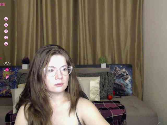 Aliciafolow009 webcam