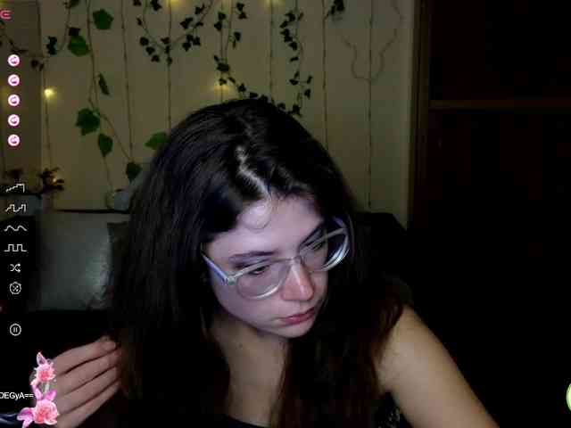 Aliciafolow009 webcam