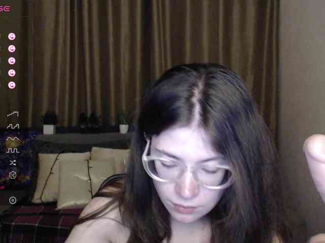 Aliciafolow009 webcam