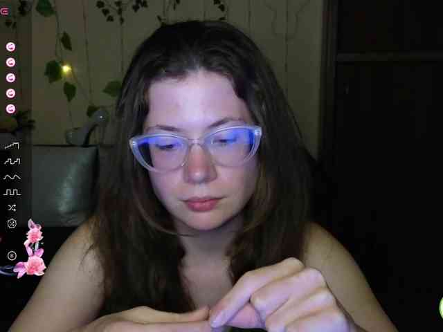 Aliciafolow009 webcam