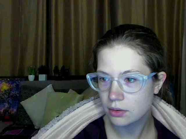 Aliciafolow009 webcam