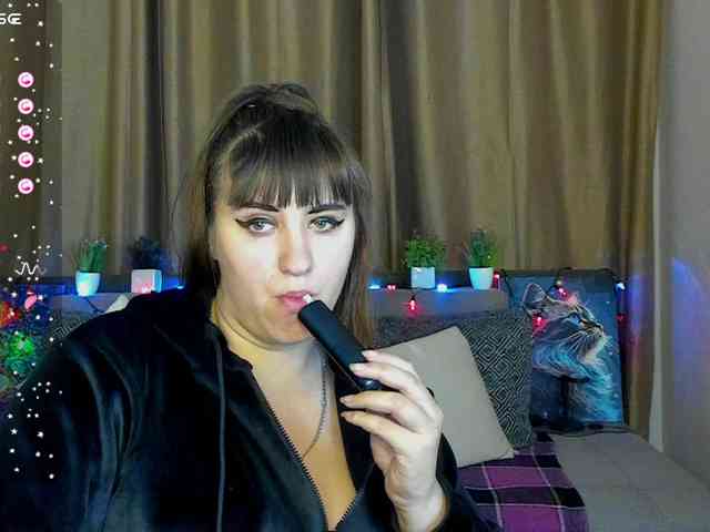 IvannaAmali661 webcam