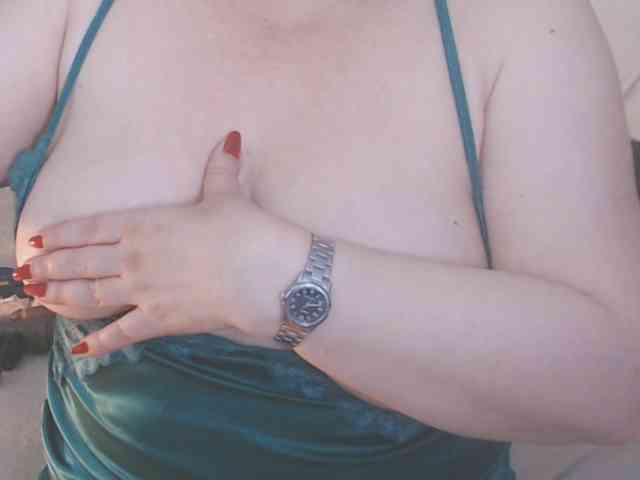 Maturepriscila webcam