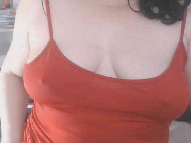 Maturepriscila webcam