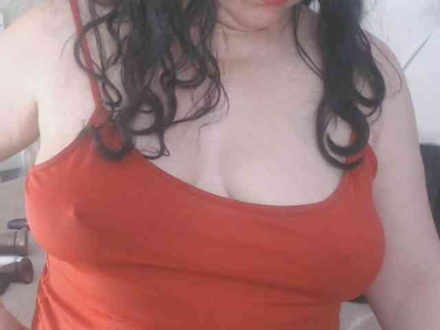Maturepriscila webcam