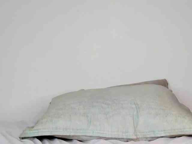Mollys-Charm777 webcam